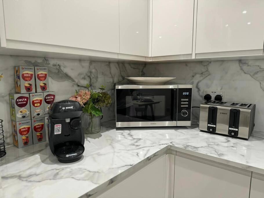Вілла Modern 5 Bed Near Excel -Big Ben Лондон Екстер'єр фото